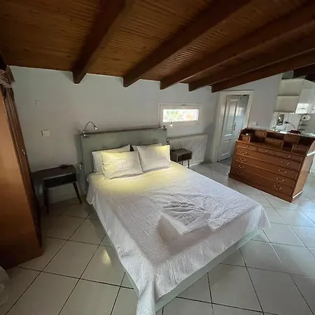 Attic With A View *